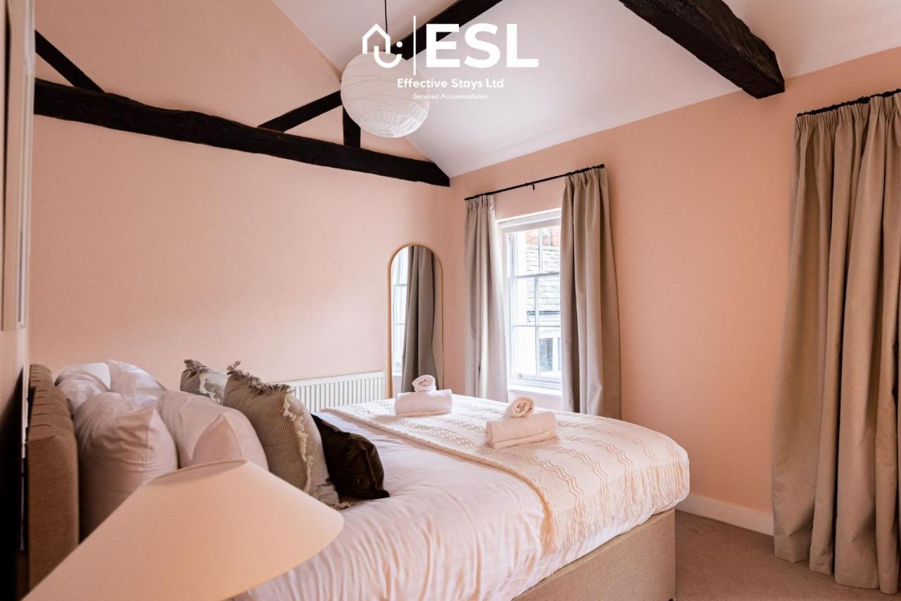 Elegant Apartment On Historic Cobbled High St Shrewsbury Town Centre 外观 照片