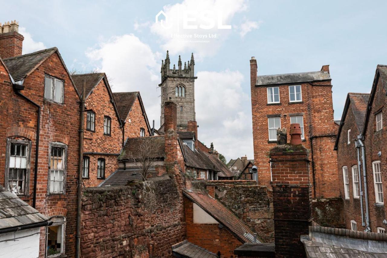 Elegant Apartment On Historic Cobbled High St Shrewsbury Town Centre 外观 照片