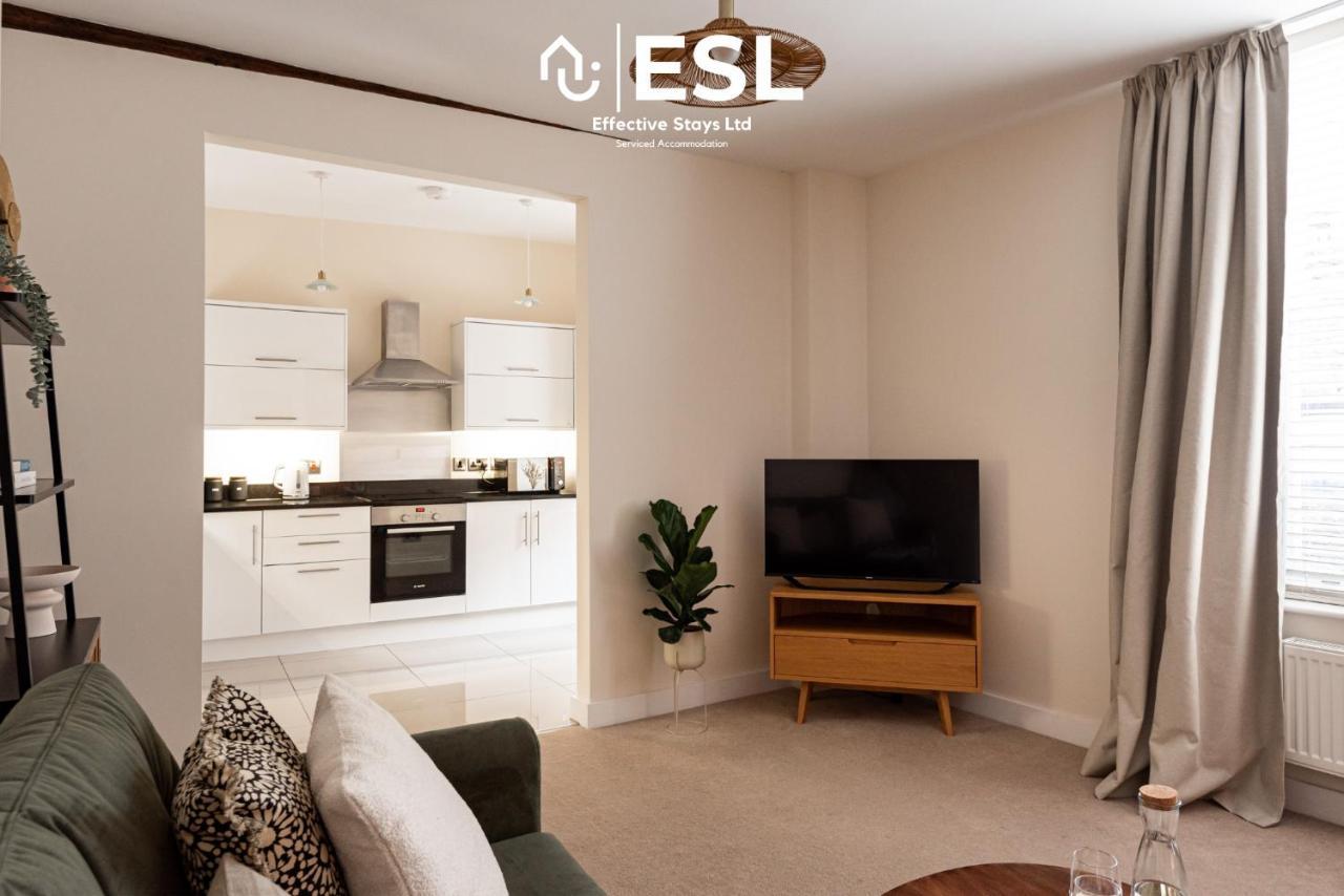 Elegant Apartment On Historic Cobbled High St Shrewsbury Town Centre 外观 照片