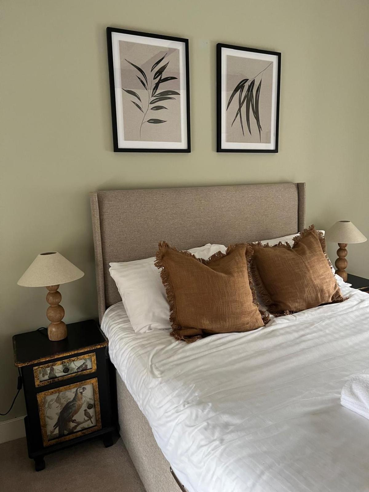 Elegant Apartment On Historic Cobbled High St Shrewsbury Town Centre 外观 照片